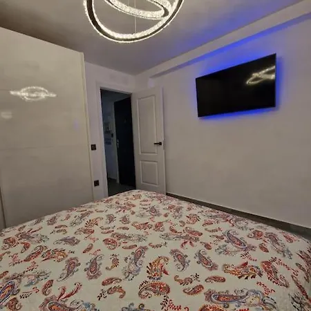 Confort Playa 公寓 库列拉