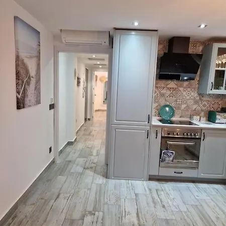 Confort Playa * 库列拉